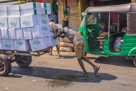 COLOMBO, SRI LANKA - APRIL 03, 2019: Street near the Pettah Market or Manning Market. Pettah Market located in the suburb of Pettah in Colombo, Sri Lankaのeditorial素材