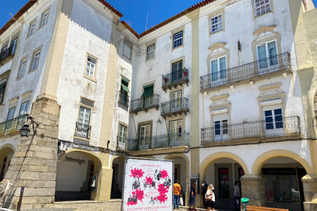 Evora, Portugal: 09/05/2021: View of the Giraldo square located on Evora, Portugalのeditorial素材