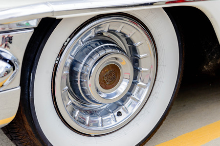 1950 s cadillac wheel with emblem