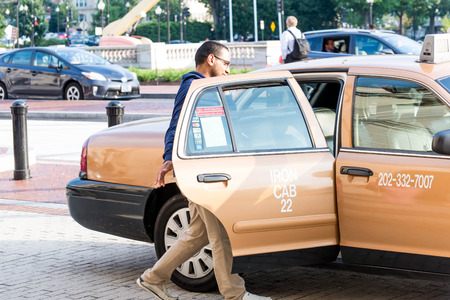 October 2, 2014: Washington, DC,  people traveling through Union Stationのeditorial素材