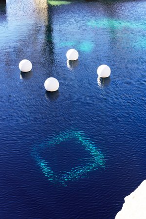 Blue Hole, New Mexico, natural water hole along old route 66の写真素材