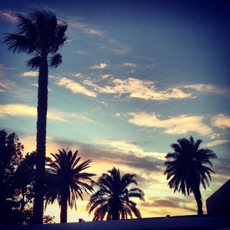 Sunrise over Southern suburbs Cape Townの素材