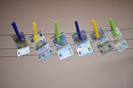 Money hanging