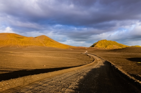 Road with the horizon in Landmannalaugar colorful mountains, Icelandの写真素材