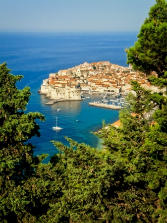 View of Dubrovnik old town, blue ocean horizon, Croatiaの写真素材
