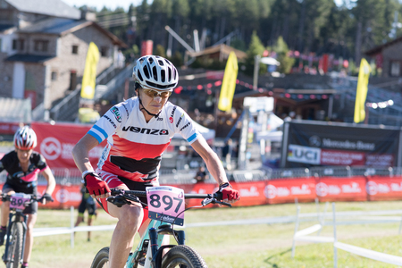 Vallnord, La Massana, Andorra. 17 July 2018. XCO MOUNTAIN BIKE MASTER WORLD CUP 2018, UCI, Mountain Bike World Cup MAsters 2018, Vallnord Andorra. 17/07/2018 Credit: Martin Silva Cosentino / Alamy Live Newsのeditorial素材