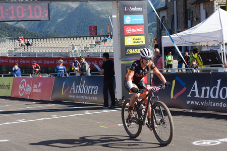 Vallnord, La Massana, Andorra. 17 July 2018. XCO MOUNTAIN BIKE MASTER WORLD CUP 2018, UCI, Mountain Bike World Cup MAsters 2018, Vallnord Andorra. 17/07/2018 Credit: Martin Silva Cosentino / Alamy Live Newsのeditorial素材