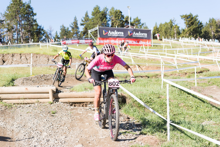 Vallnord, La Massana, Andorra. 17 July 2018. XCO MOUNTAIN BIKE MASTER WORLD CUP 2018, UCI, Mountain Bike World Cup MAsters 2018, Vallnord Andorra. 17/07/2018 Credit: Martin Silva Cosentino / Alamy Live Newsのeditorial素材