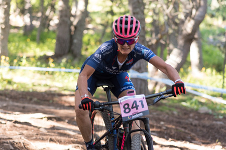 Vallnord, La Massana, Andorra. 17 July 2018. XCO MOUNTAIN BIKE MASTER WORLD CUP 2018, UCI, Mountain Bike World Cup MAsters 2018, Vallnord Andorra. 17/07/2018 Credit: Martin Silva Cosentino / Alamy Live Newsのeditorial素材