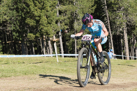 Vallnord, La Massana, Andorra. 17 July 2018. XCO MOUNTAIN BIKE MASTER WORLD CUP 2018, UCI, Mountain Bike World Cup MAsters 2018, Vallnord Andorra. 17/07/2018 Credit: Martin Silva Cosentino / Alamy Live Newsのeditorial素材