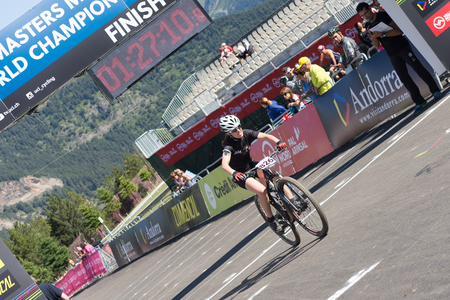 Vallnord, La Massana, Andorra. 17 July 2018. XCO MOUNTAIN BIKE MASTER WORLD CUP 2018, UCI, Mountain Bike World Cup MAsters 2018, Vallnord Andorra. 17/07/2018 Credit: Martin Silva Cosentino / Alamy Live Newsのeditorial素材