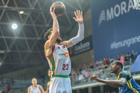 ANDORRA LA VELLA, ANDORRA - NOVEMBER 7 2018: ACB Spanish League J8 game between Morabanc Andorra BC 93 -73 Baskonia.のeditorial素材