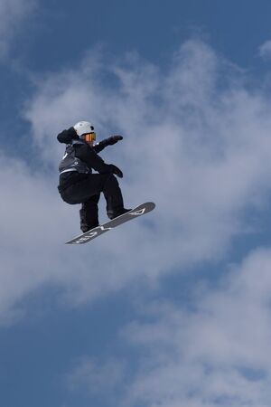 El Tarter, Andorra. 29 March 2019: Snowboarder participating in the Total Fight 2019 Grandvalira Andorra.のeditorial素材