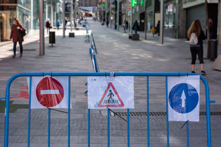 Escaldes Engordany, Andorra : 23 april 2020 : People in the Street whit symbols on the COVID-19 in Escaldes Engordany in Andorra.のeditorial素材