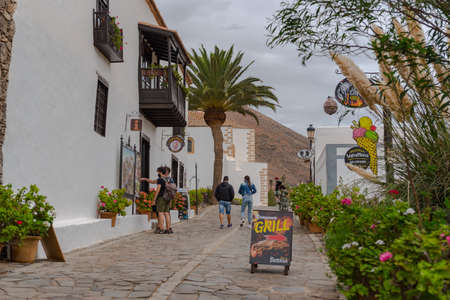 Betancuria, Fuerteventura, Spain: 2020 October 6: Toursit walk in Bentancuria on the island of Fuerteventura in Spain in summer.のeditorial素材