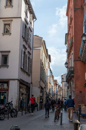 Toulouse, France : 2022 May 2 : Cityscape in Sunny day in Toulouse, France in summer 2022.のeditorial素材