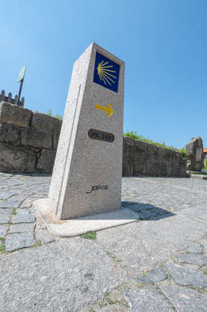 Port, Portugal. 2022 May 26 . Sign of the Camino de Santiago that passes through Porto, in the Cathedral near the Douro River.のeditorial素材