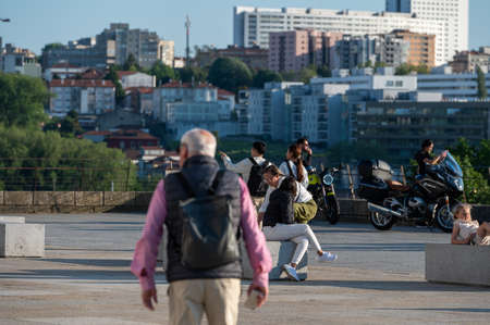 Port, Portugal. 2022 05 May . People near the Bridge over the Douro Luis II River in Porto, Portugal in Summer 2022.のeditorial素材