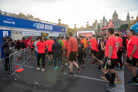 Barcelona, ââSpain : 2022 November 27 : People in the 99th edition of the Jean Bouin race in the city of Barcelona in 2022.のeditorial素材