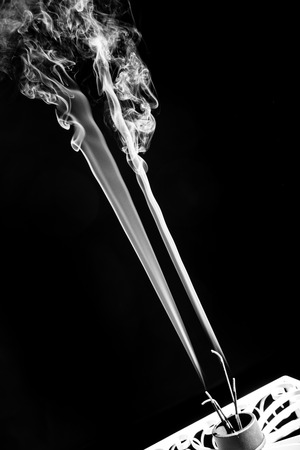 white smoke abstract on black background textureの写真素材