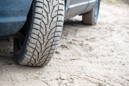 Unidentified offroad vehicles during a desert safari on the sandの写真素材