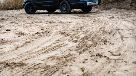 Unidentified offroad vehicles during a desert safari on the sandの写真素材