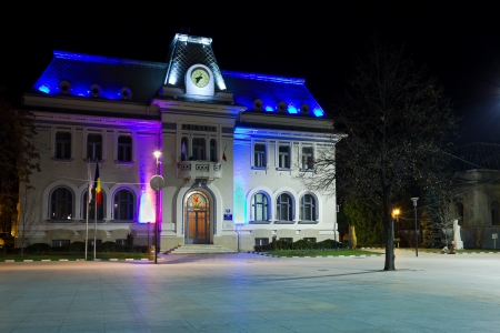 Pitesti town hall by night, Arges, Romaniaのeditorial素材