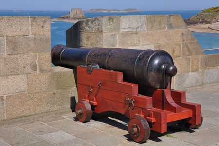 old cannon to defend the wallsの写真素材