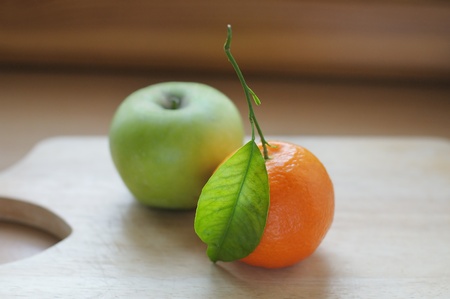 Fresh moroccan tangerine  mandarin  and green apple 