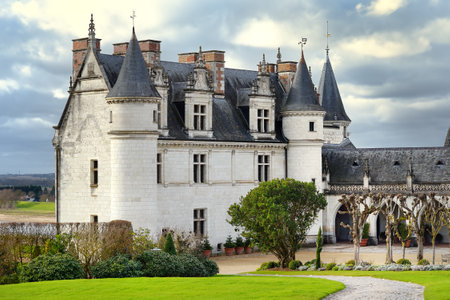 Royal chateau and Chapel of Saint Hubert. Tomb of Great Renaissance master Leonardo da Vinci. Famous landmarks of valley of river Loire, France.のeditorial素材