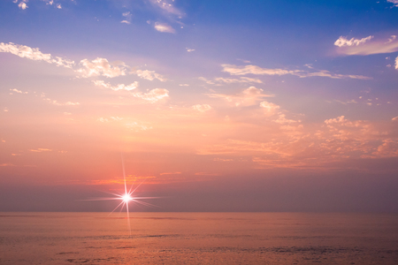 Sunset over the Pacific ocean in La Jolla, Californiaの写真素材