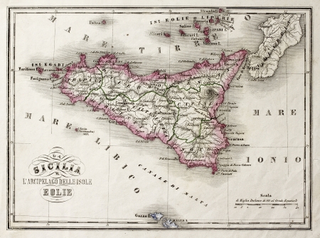 An old map of Sicily and little islands around it. The original map was published in Italy in 1860, in Marmocchi Atlasand was created by G. Bonattiのeditorial素材