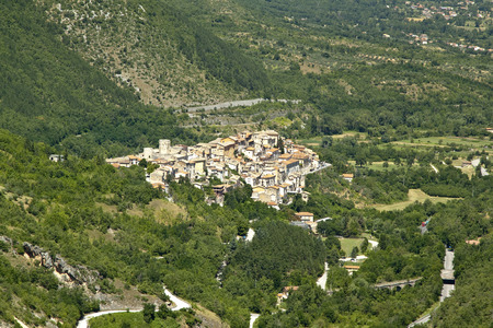 Pettorano sul Gizio is a small medieval town in Abruzzo region. It ranks among the most beautiful villages in Italyの写真素材