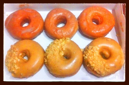 Box of sweet donutsの素材