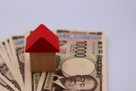 House and banknotesの写真素材