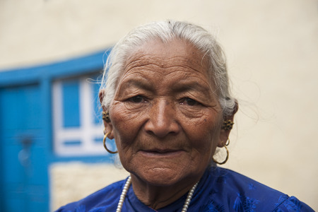 BHANDAR , NEPAL â CIRCA OCTOBER 2013: villagers Bhandar circa October 2013 in Bhandar.のeditorial素材