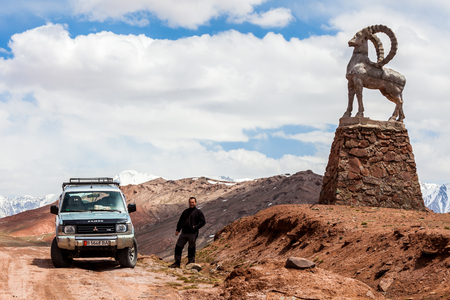 KYZYLART PASS, KYRGYZSTAN - CIRCA JUNE 2017: View of Kyzylart Pass a mountain pass and border of Tajikistan and Kyrgyzstan circa June 2017 in Kyzylart Pass.のeditorial素材