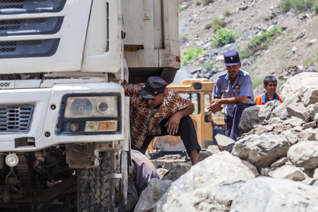 KHOROG, TAJIKISTAN - CIRCA JUNE 2017: The road from Khorog to Dushanbe along the Panj River circa June 2017 in Khorog.のeditorial素材