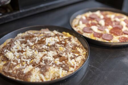 Roast Beef Pizza before cookingの写真素材