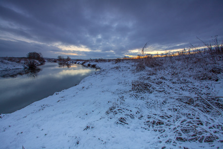Winter morning on the riverの写真素材