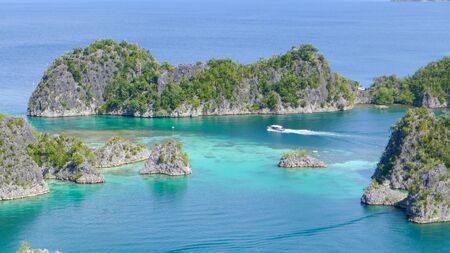 Piaynemo Lagoon, Fam Archipelago, North Raja Ampat, one of the most beautiful and pristine lagoon in...
