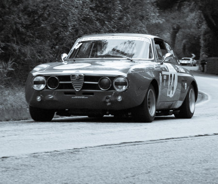 PESARO COLLE SAN BARTOLO, ITALY - OCT 10 - 2021: ALFA ROMEO JUNIOR SCALINO on an old racing car in rallyのeditorial素材