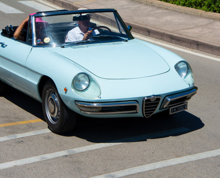 POLTU QUATU - ITALY - JUL 9 - 2022: alfa romeo spider coda troca diablo Poltu Quatu Classicのeditorial素材