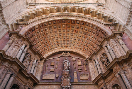 Detail of the arch of entrance of the cathedral of Mallorcaの写真素材
