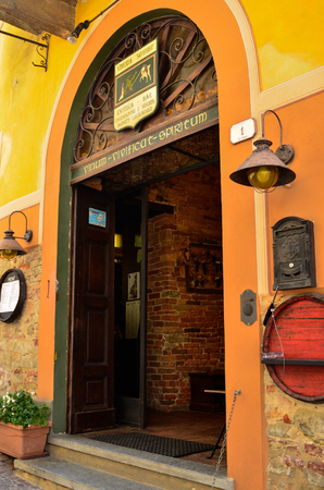 La morra, Piedmont, Italy. July 2018. Typical restaurant in the historic center. We are in the heart of the Langhe, a land of fine wines, recognized all over the world. UNESCO heritage.のeditorial素材