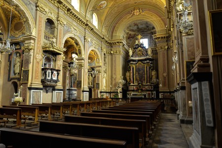 La morra, Piedmont, Italy. July 2018. The Church of San Martino. The construction is characterized by red bricks, is one of the most important examples of architecture and Baroque painting of the areaのeditorial素材