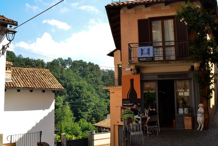 Barolo, province of Cuneo, Piedmont, Italy. July 2018. The alleys of the old town are very typical, pretty and colorful, they have a wide choice of restaurants and wineries.のeditorial素材