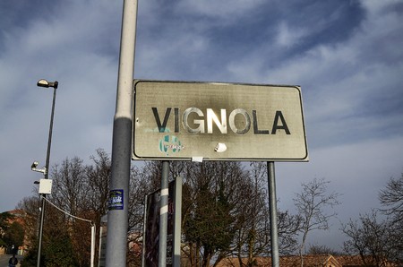 Vignola, Emilia Romagna, Italy. January 2019. Road signage for tourist information about the town and its fortress.のeditorial素材