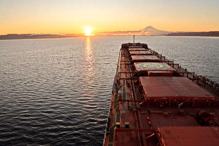 Mount Rainier over Tacoma, Washington, USA. Views of the volcano from the side of Commensement Bay. October, 2019.の写真素材