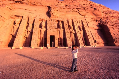 View of the temple of Abu Simbel at Sunrise, Egyptのeditorial素材